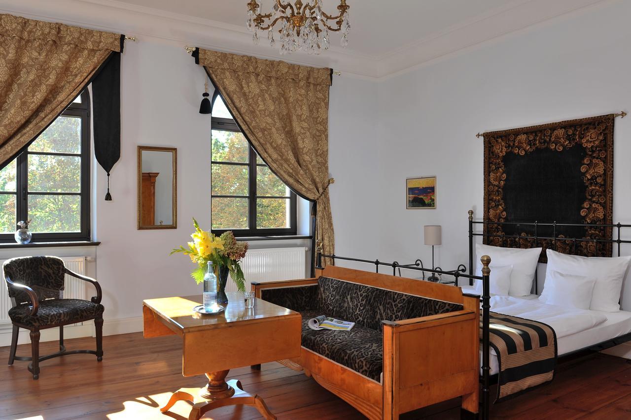 Schlosshotel Marihn מראה חיצוני תמונה
